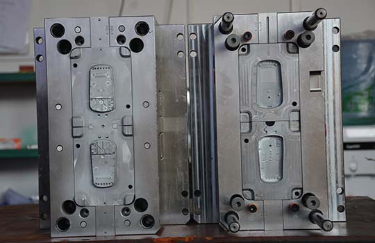 雙色模具 雙色模具