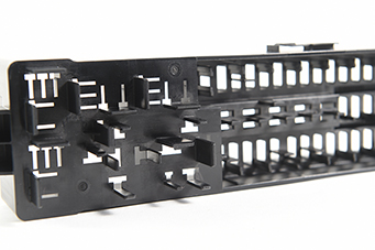 注塑件加工中影響熔體溫度的因素有哪些？