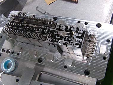 注塑模具在設(shè)計型腔排位時有哪些要求？