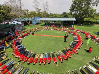 銘洋宇通注塑模具廠戶外團(tuán)建活動