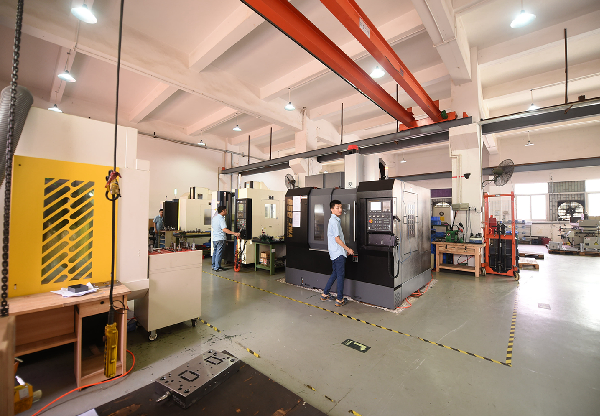 精密模具加工中心 精密模具加工中心