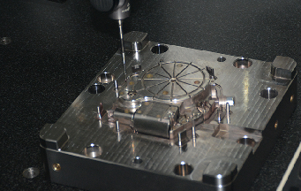 薄壁注塑加工的精度如何提高？