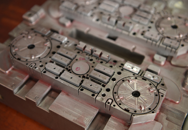 模具加工廠 模具加工廠