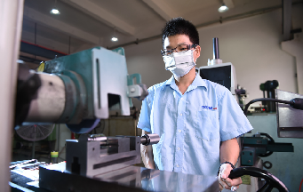 解決模具加工中的表面質(zhì)量問題，提升生產(chǎn)效率