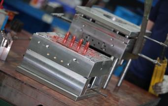 閑置的注塑模具重新啟用前要做哪些保養(yǎng)工作？