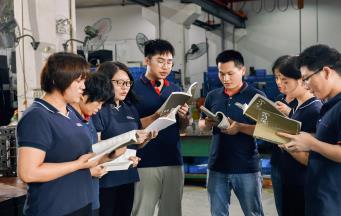 銘洋宇通精密注塑模具廠針對讀書一事的感受分享！